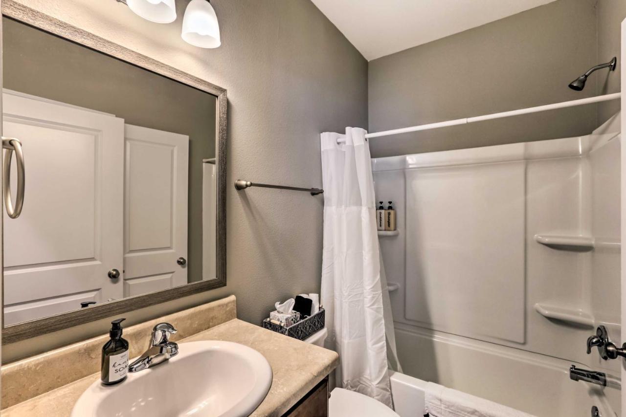 Ideally Located And Elegant Condo With Balcony! Талахаси Екстериор снимка