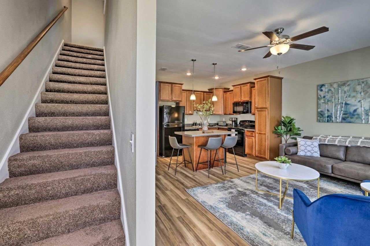 Ideally Located And Elegant Condo With Balcony! Талахаси Екстериор снимка