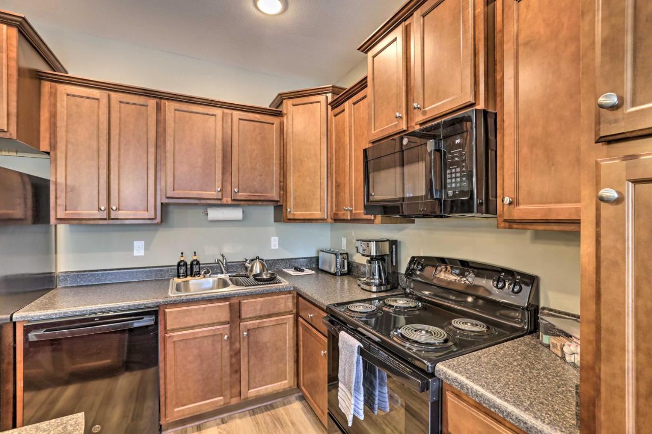 Ideally Located And Elegant Condo With Balcony! Талахаси Екстериор снимка